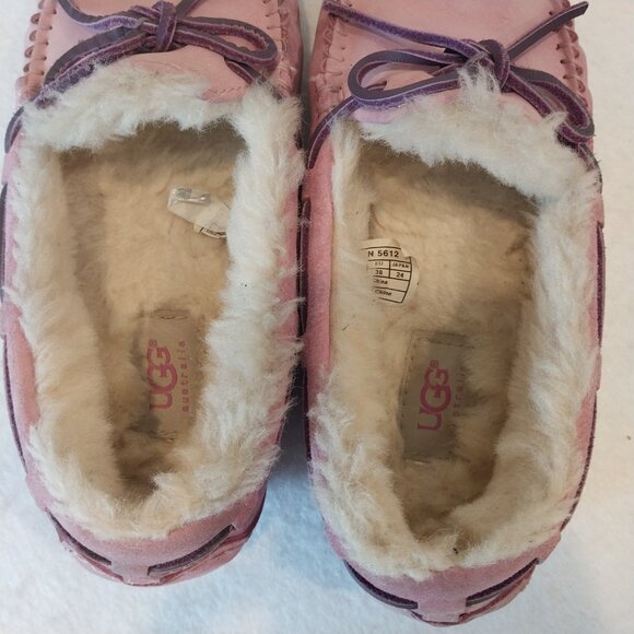 UGG Shoes Slippers Women 7 Pink Purple Dakota 5612 Comfort Shearling Fur Slip On - Picture 11 of 13